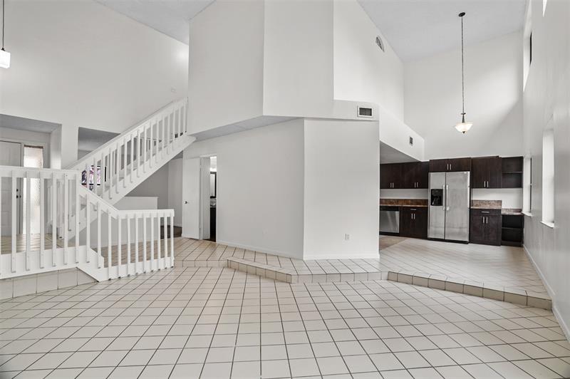 Image 9 of 41 For 1013 112th Ter