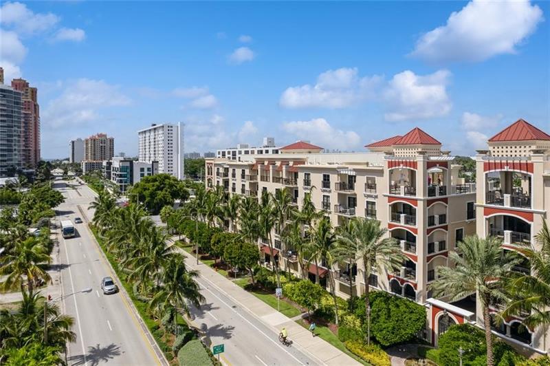 Image 18 of 24 For 2409 Ocean Blvd  327