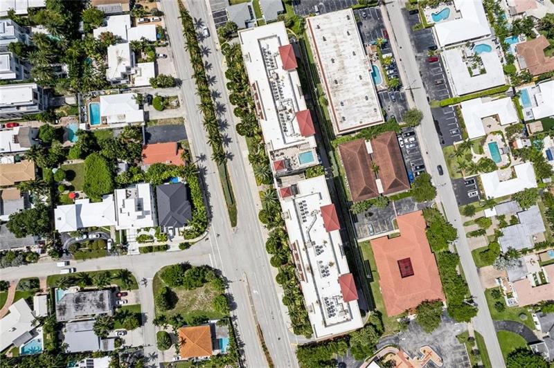 Image 21 of 24 For 2409 Ocean Blvd  327