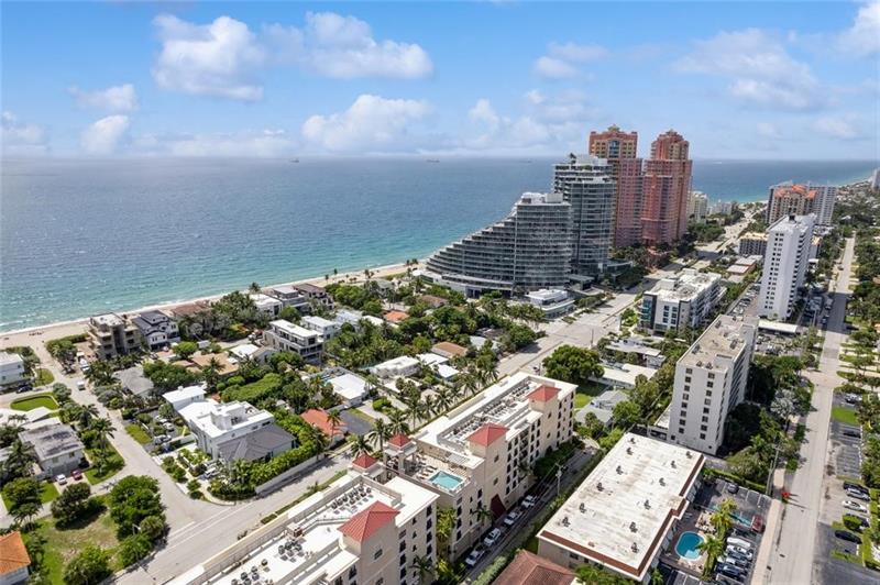 Image 22 of 24 For 2409 Ocean Blvd  327