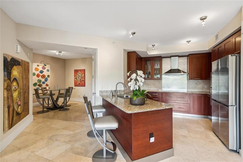 Image 4 of 24 For 2409 Ocean Blvd  327