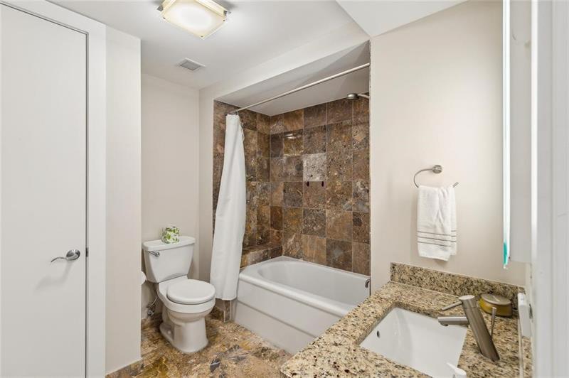 Image 8 of 24 For 2409 Ocean Blvd  327