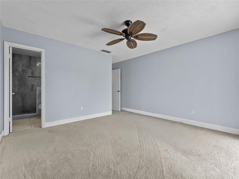 Image 10 of 32 For 5 Vista Palm Ln  207