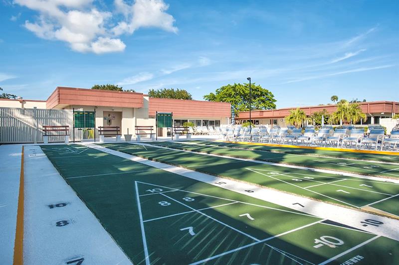 Image 24 of 32 For 5 Vista Palm Ln  207