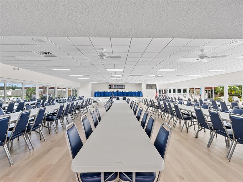 Image 31 of 32 For 5 Vista Palm Ln  207