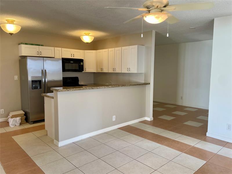 Image 6 of 13 For 1643 5 St  2