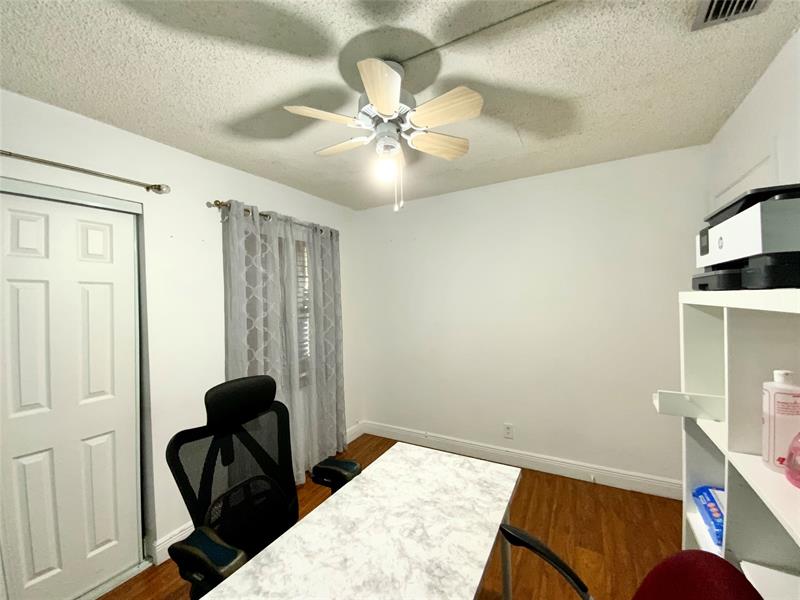 Image 24 of 45 For 406 80th Ter