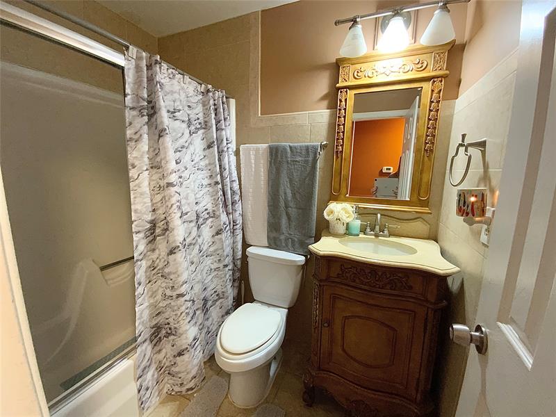 Image 26 of 45 For 406 80th Ter