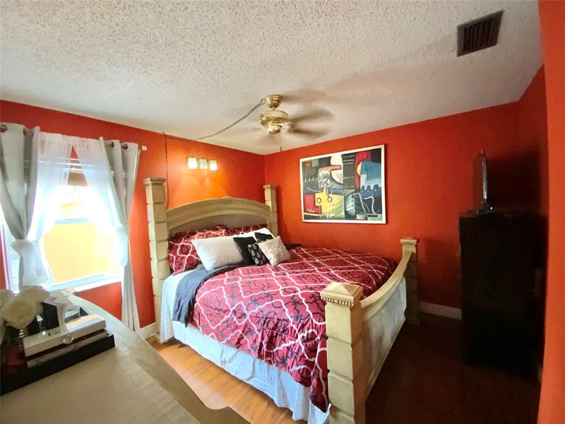 Image 32 of 45 For 406 80th Ter