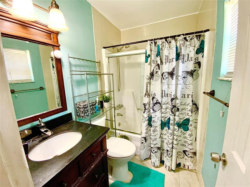 Image 36 of 45 For 406 80th Ter