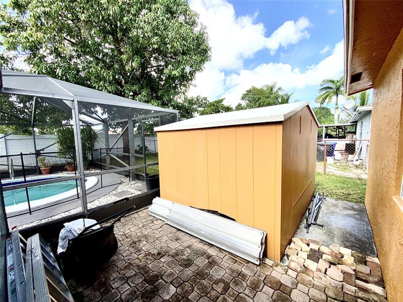 Image 40 of 45 For 406 80th Ter