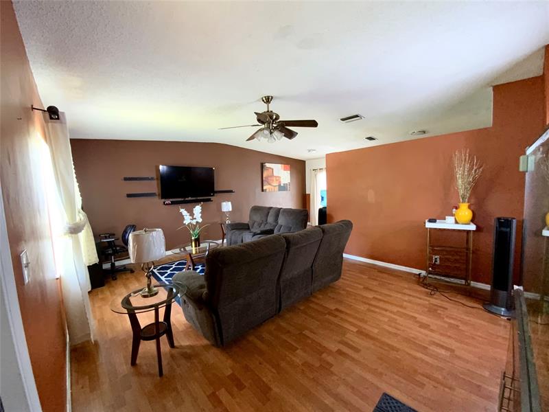 Image 7 of 45 For 406 80th Ter