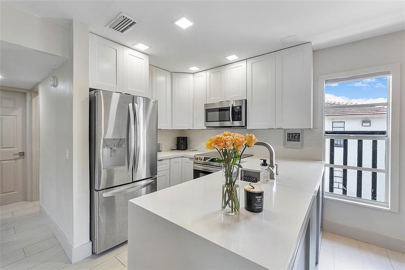 Image 6 of 15 For 3013 118th Dr  225e