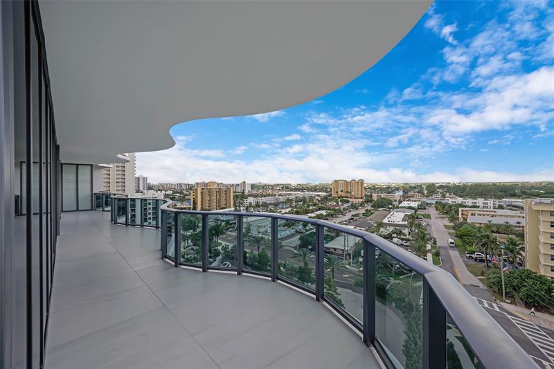 Image 16 of 34 For 900 Ocean Blvd  906