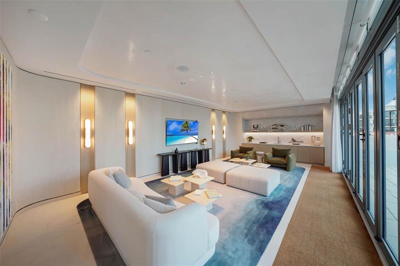 Image 24 of 34 For 900 Ocean Blvd  906