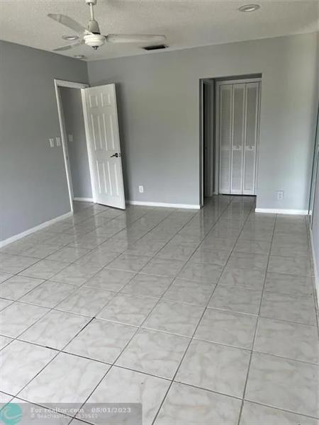 Image 15 of 41 For 4131 88th Ave  206