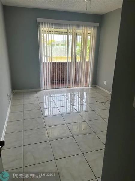 Image 27 of 41 For 4131 88th Ave  206