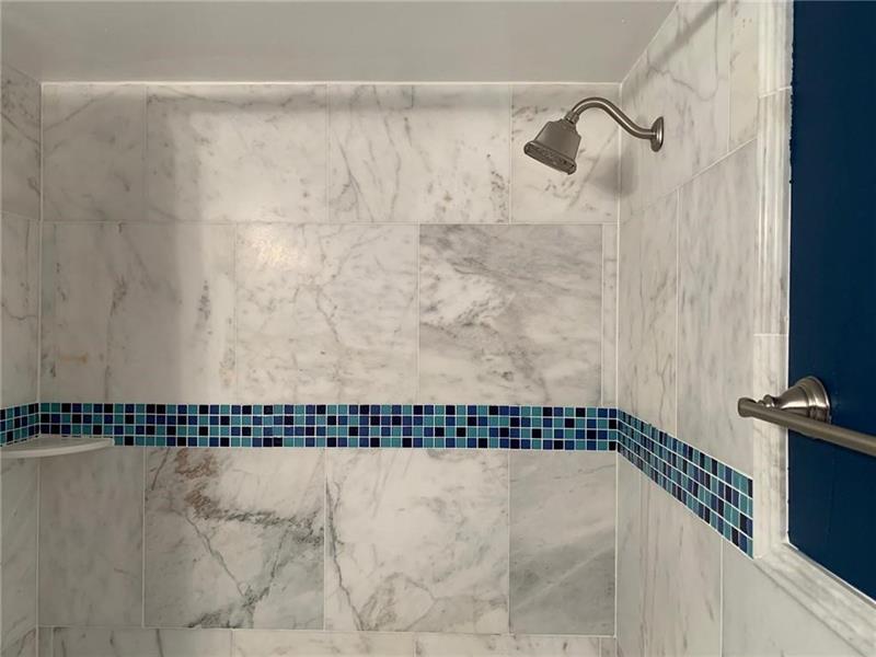 Image 6 of 9 For 600 Pine Dr  103