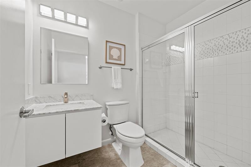 Image 21 of 22 For 3020 32nd Ave  Ph11