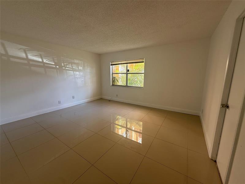 Image 8 of 16 For 18101 68th Ave  C104