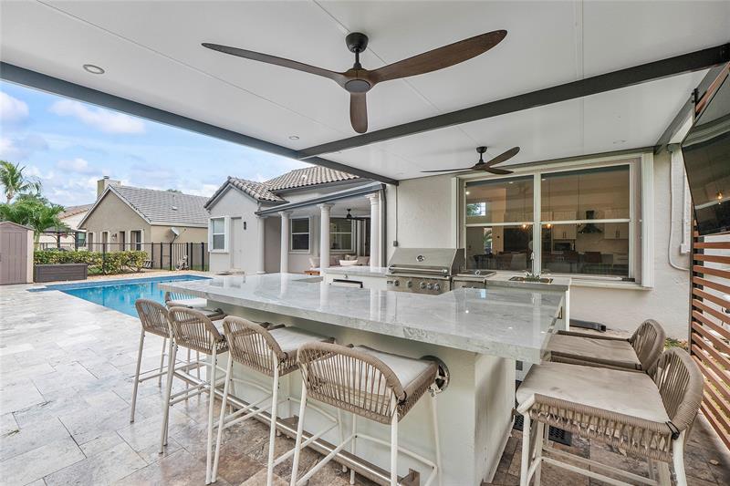 Image 39 of 73 For 9081 Southern Orchard Rd