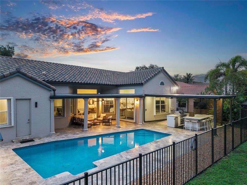 Image 46 of 73 For 9081 Southern Orchard Rd