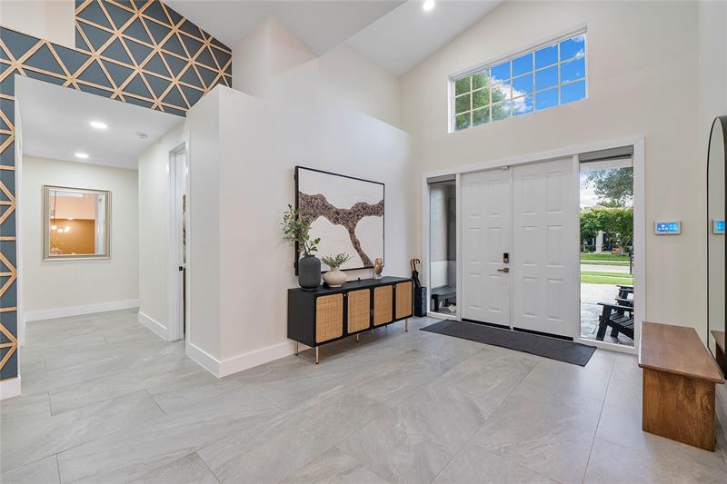 Image 5 of 73 For 9081 Southern Orchard Rd