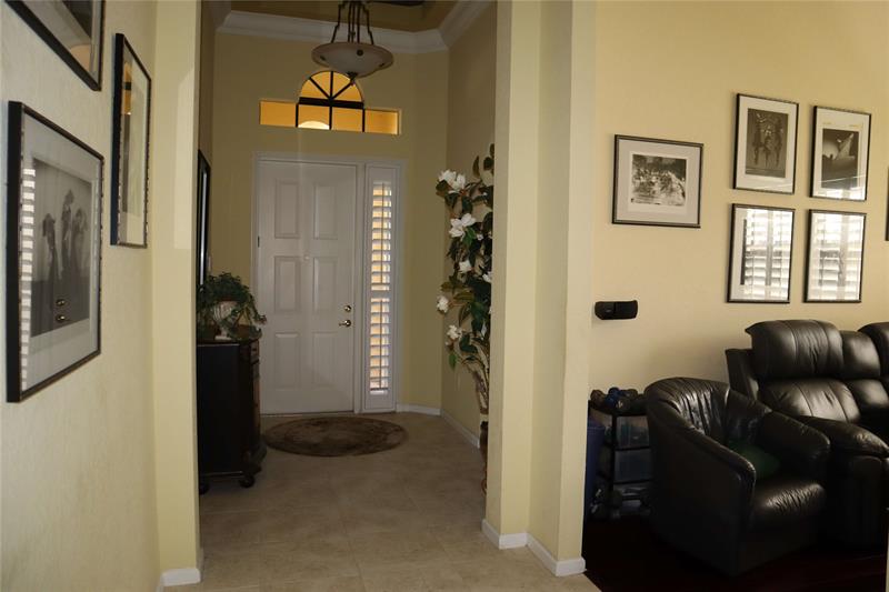 Image 14 of 33 For 6810 Fabiano Circle