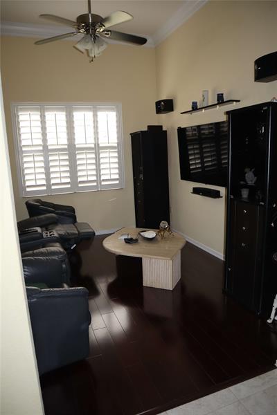 Image 16 of 33 For 6810 Fabiano Circle