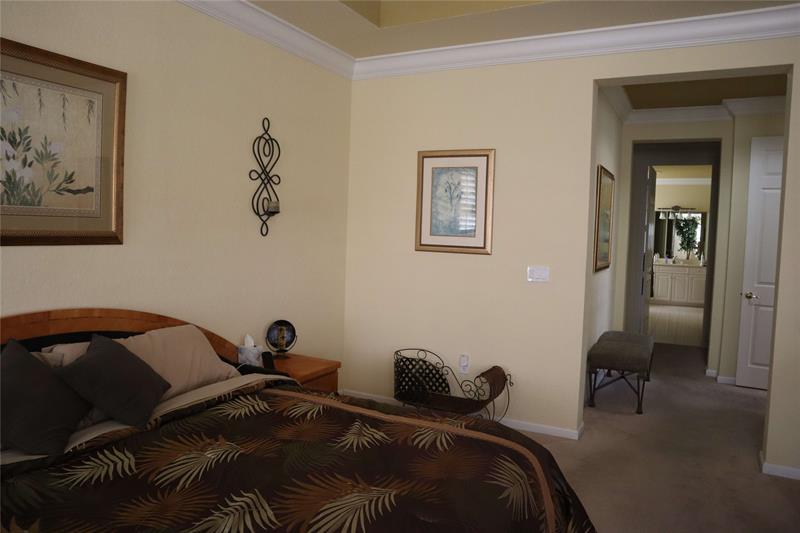 Image 20 of 33 For 6810 Fabiano Circle