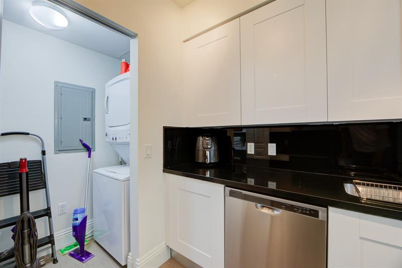 Image 15 of 35 For 350 2nd St  1680