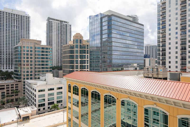 Image 25 of 35 For 350 2nd St  1680