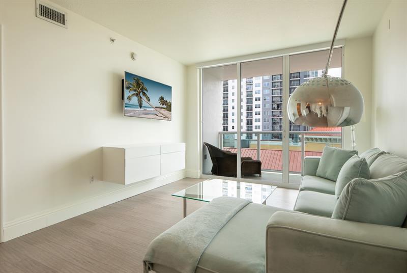 Image 7 of 35 For 350 2nd St  1680