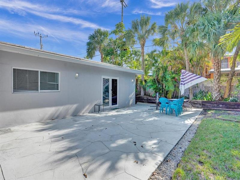 Image 34 of 35 For 4422 Seagrape Dr  1