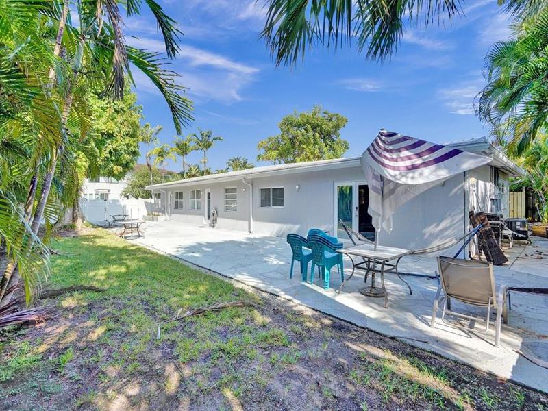 Image 35 of 35 For 4422 Seagrape Dr  1