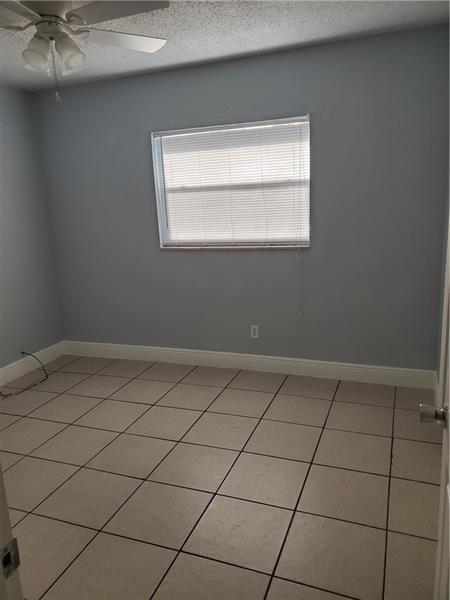 Image 10 of 12 For 1872 52nd Ave