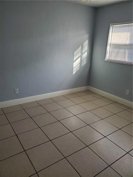 Image 12 of 12 For 1872 52nd Ave