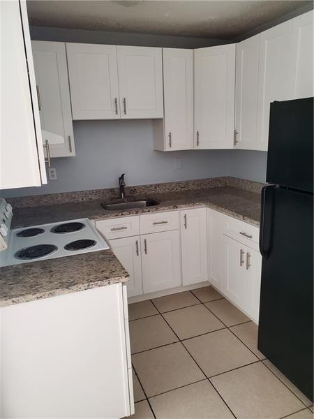 Image 4 of 12 For 1872 52nd Ave