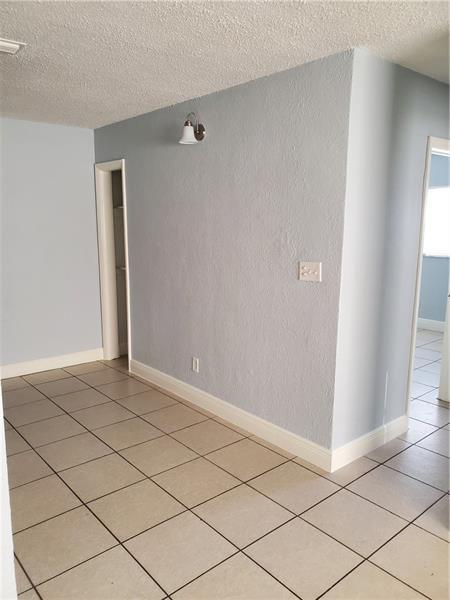 Image 5 of 12 For 1872 52nd Ave