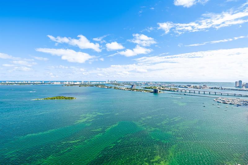 Image 8 of 50 For 700 24th  4007