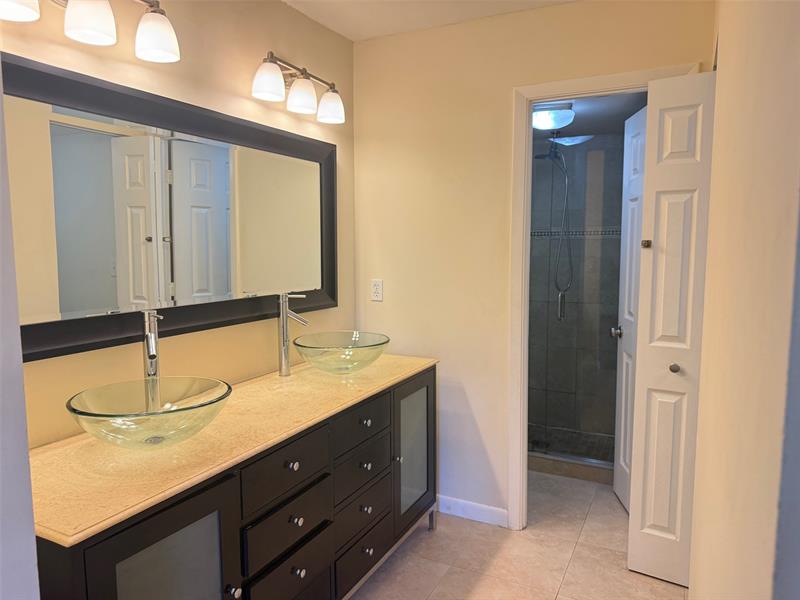 Image 18 of 33 For 7340 1st St  102