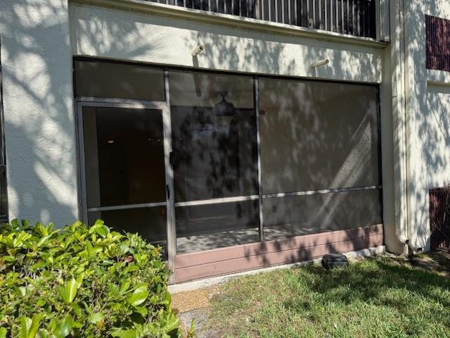 Image 22 of 33 For 7340 1st St  102