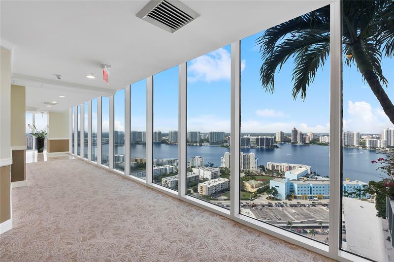 Image 14 of 50 For 18001 Collins Ave  2806