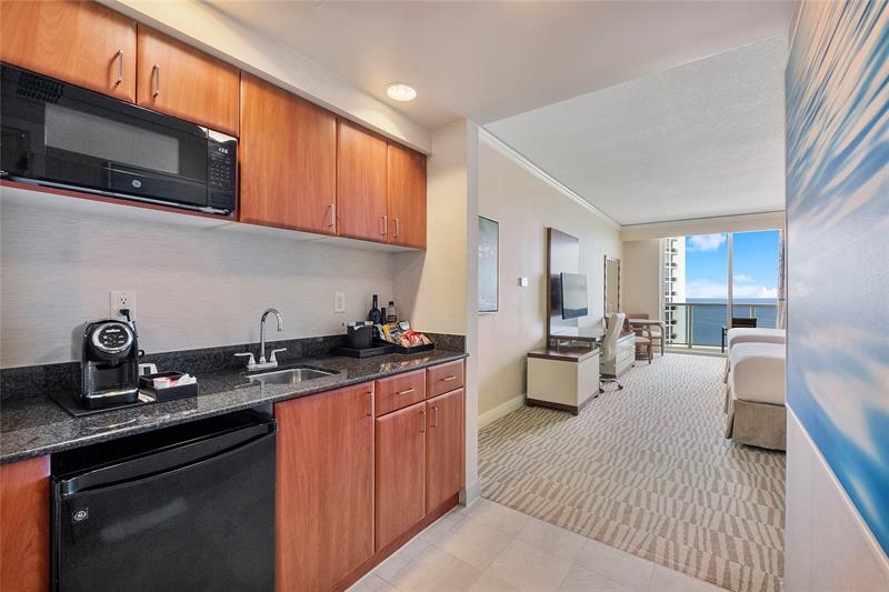 Image 24 of 50 For 18001 Collins Ave  2806