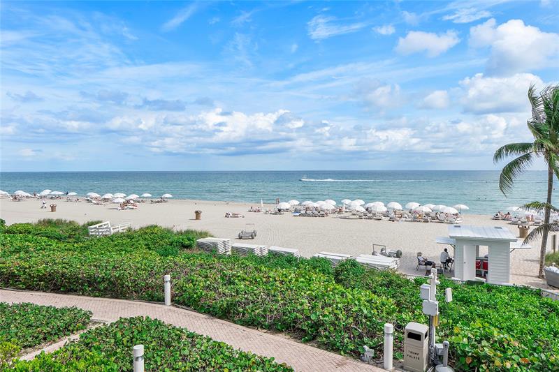 Image 31 of 50 For 18001 Collins Ave  2806