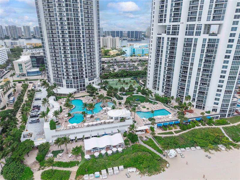 Image 6 of 50 For 18001 Collins Ave  2806