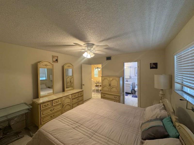 Image 12 of 18 For 348 Federal Hwy