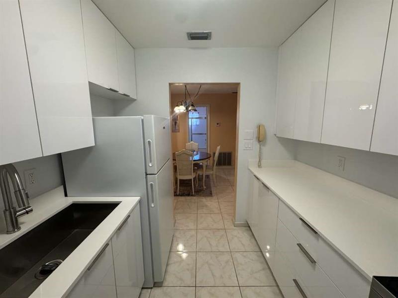 Image 9 of 18 For 348 Federal Hwy