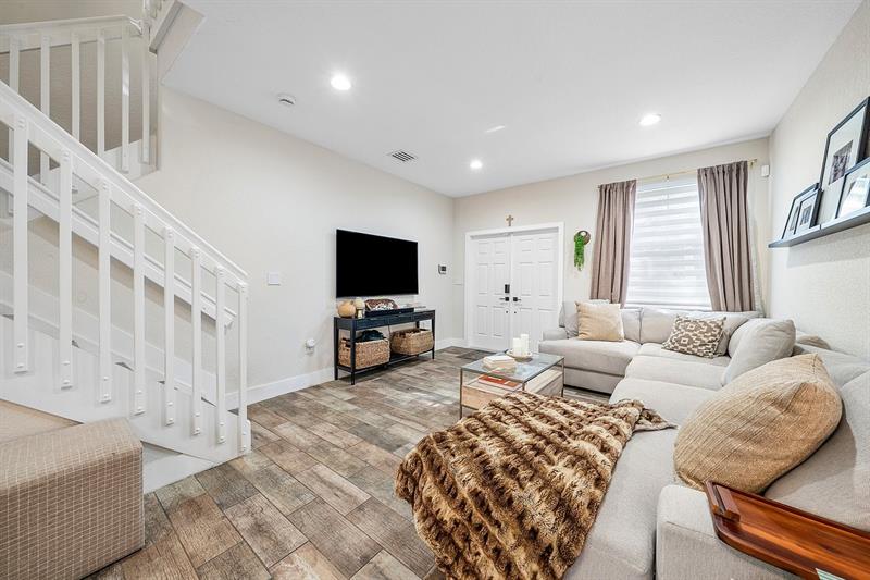 Image 5 of 27 For 3876 169th Ter