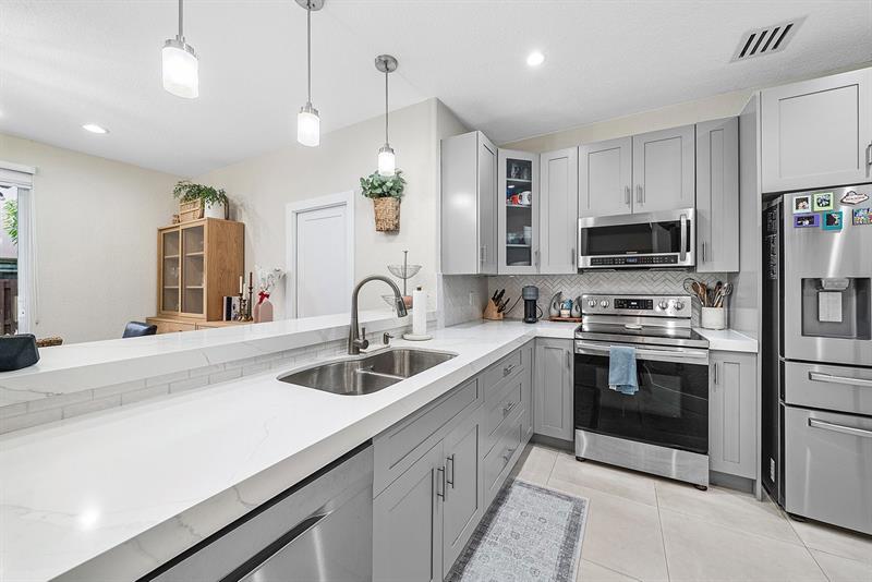 Image 8 of 27 For 3876 169th Ter